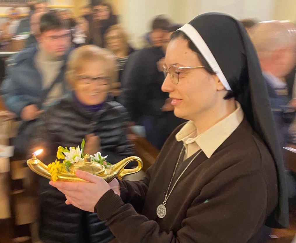 Prima Professione Religiosa per Noemi Trabalza, Suora della Sacra Famiglia di Spoleto